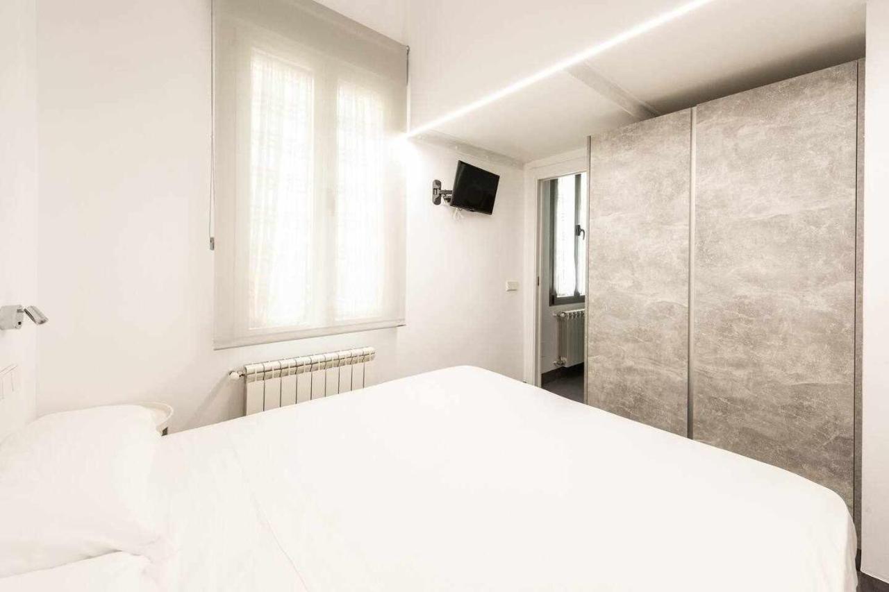 Apartmento De Lujo Retiro Barrio De Salamanca マドリード エクステリア 写真